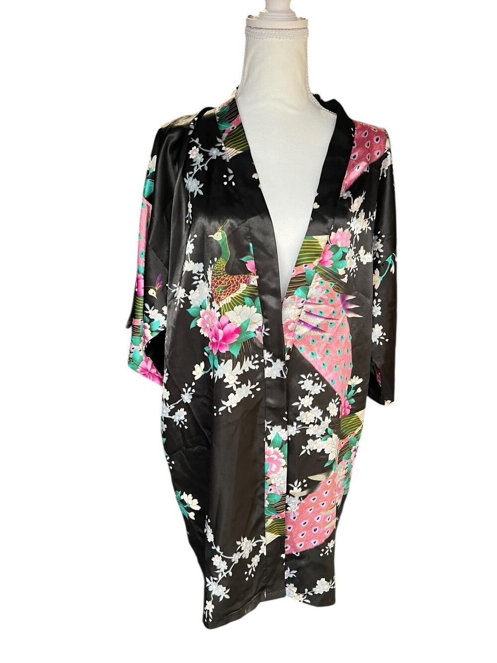 Women's Vintage Flower Peacock Satin Black Kimono Robe Size XL